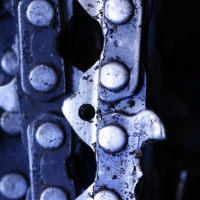 Chain saw chains